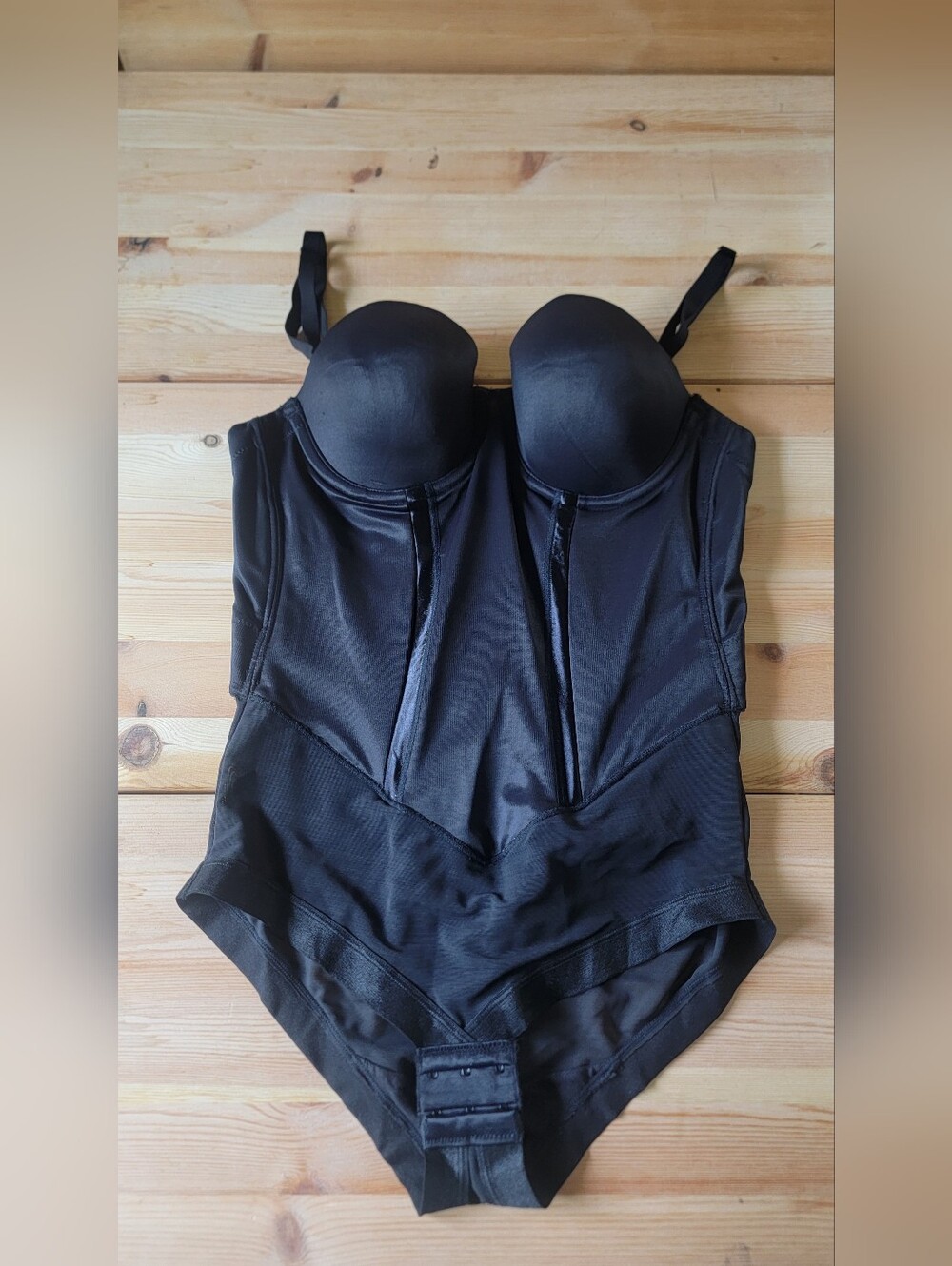 Maidenform Black Seamless Shapewear Bodysuit